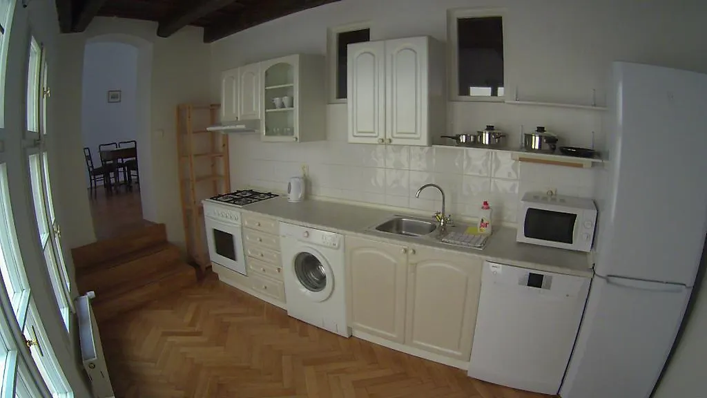 Golden Apple Apartments Prague