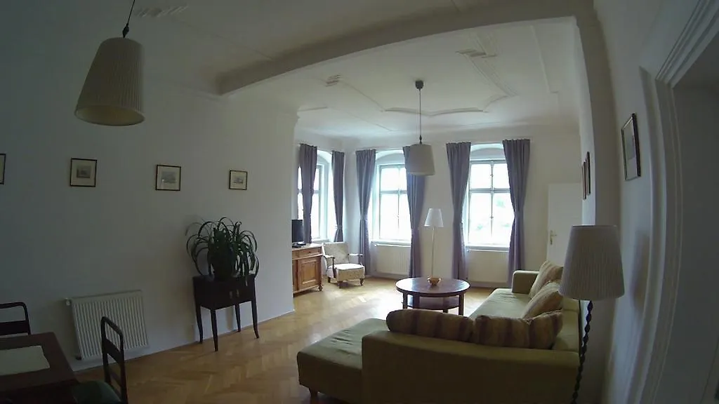 Golden Apple Apartments Prague