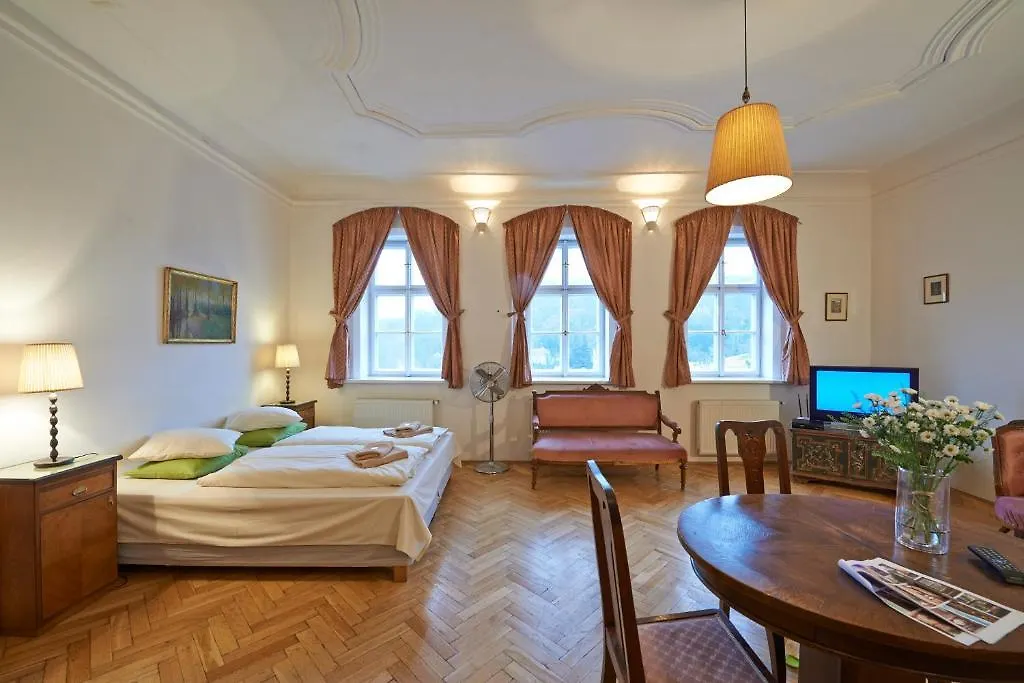 Golden Apple Apartments Prague